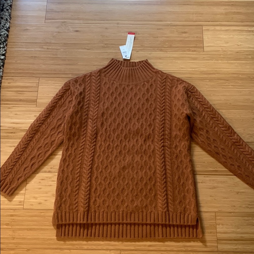 Cashmere Mockneck Pullover